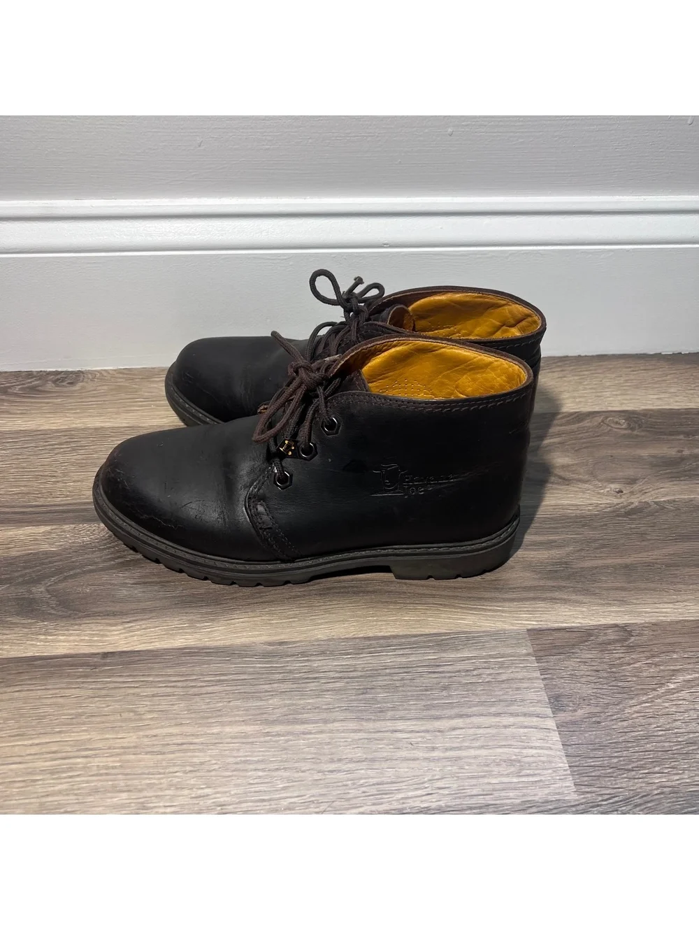 Havana Joe black leather chukka boots Women's Size 8.5 (39)